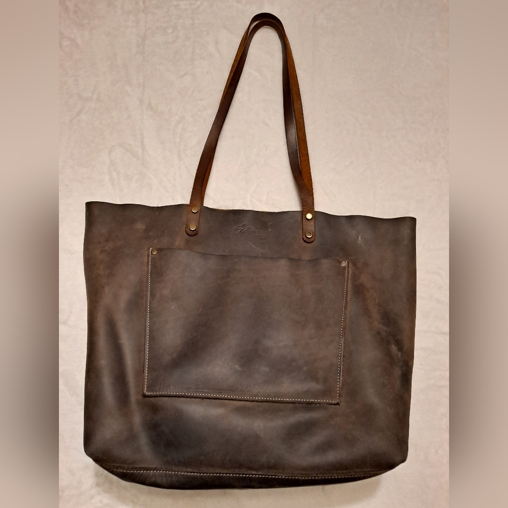 Pegai Classic Brown Leather Tote Bag